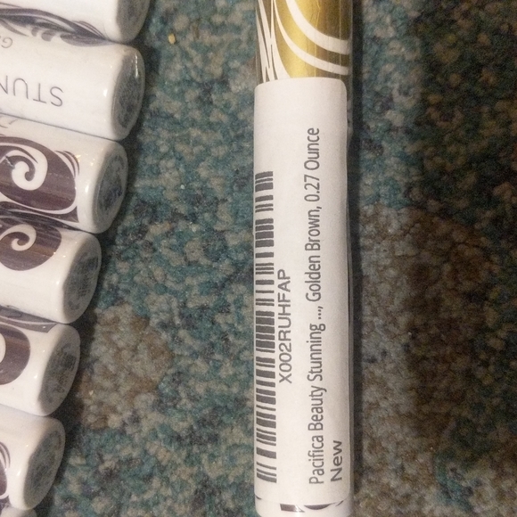 10 Pacifica stunning brows, eye brow gloss and set, 100% vegan & cruelty-… - Picture 8 of 8